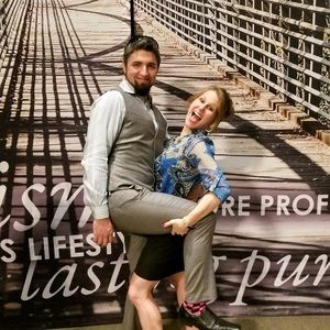 Meet your Posher, Cassandra